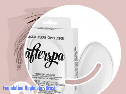 Foundation with applicator